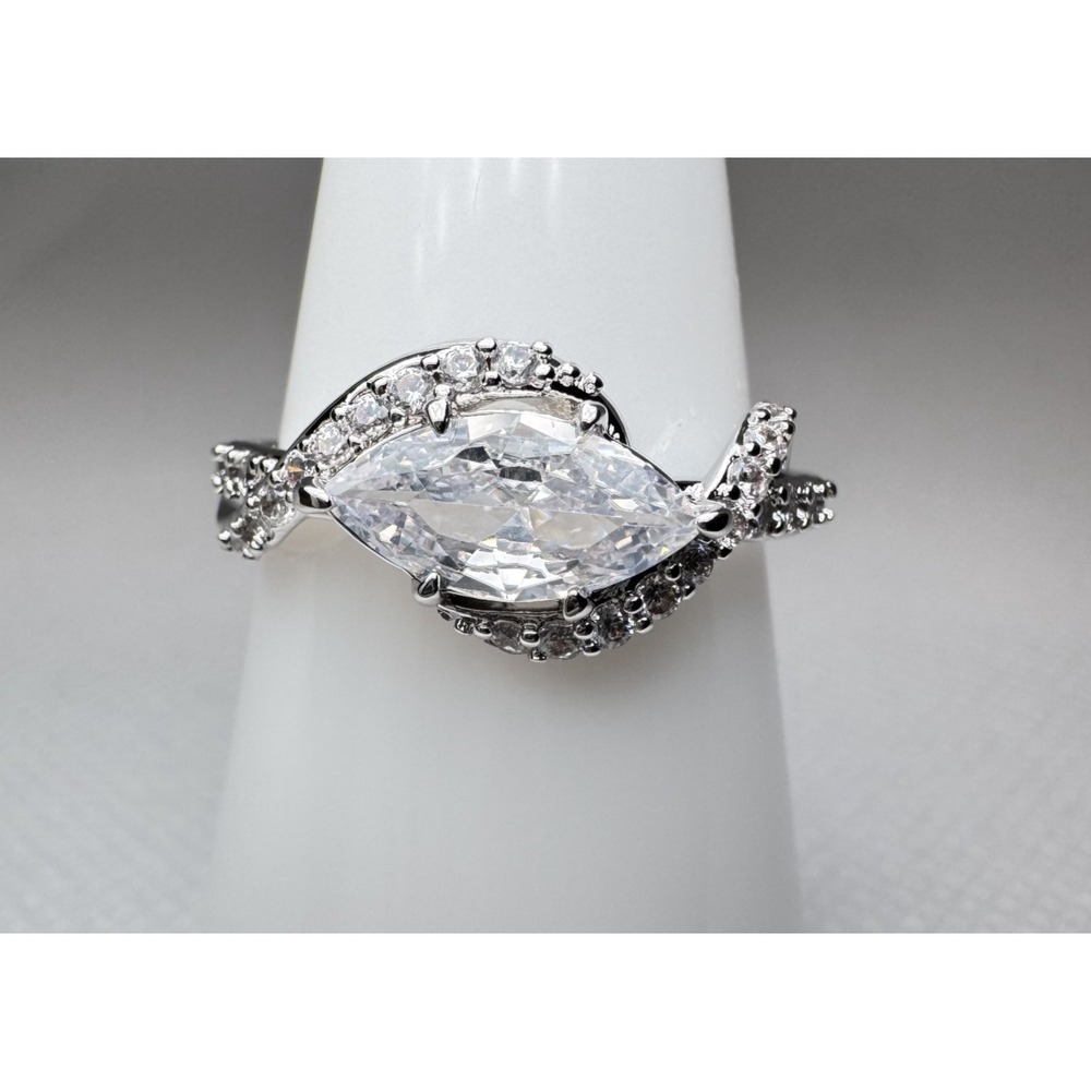 Size 7 Bomb Party Ring - RG86099 A Seabird's Lullaby - Cubic Zirconia on Rhodium